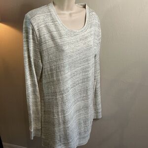 J CREW Pullover Tunic Style Sweatshirt Crewneck Long Sleeve Gray -Size medium